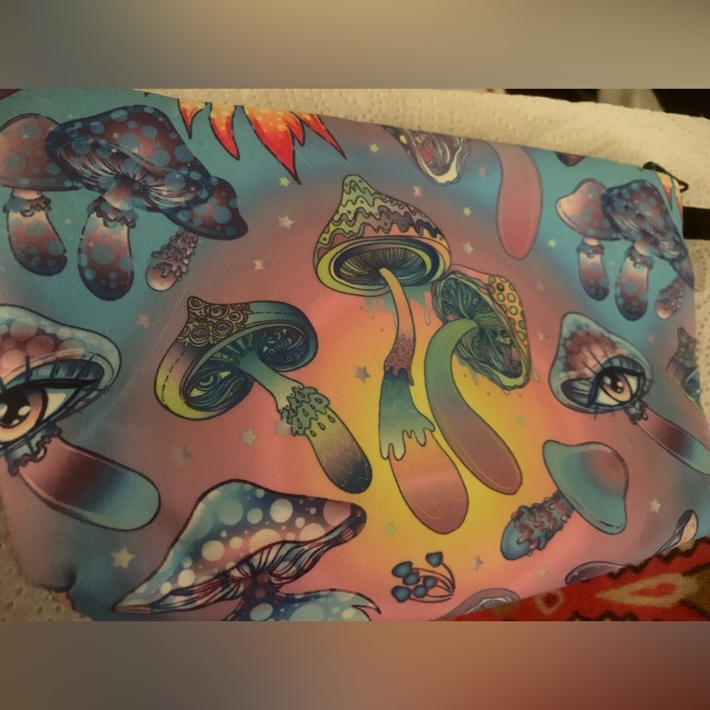 HOT TOPIC Mushroom Print Cosmetic Bag Blue Pink Black Zip Close Make up NEW NWT